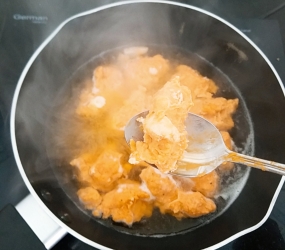 Sỉ Mọc Cua Bún Bò Bánh Canh Cua ( nhiều cua )