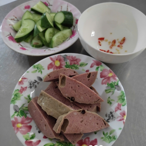 Địa Chỉ Bán Chả Bò Giá Sỉ Chất Lượng, Uy Tín Và An Toàn