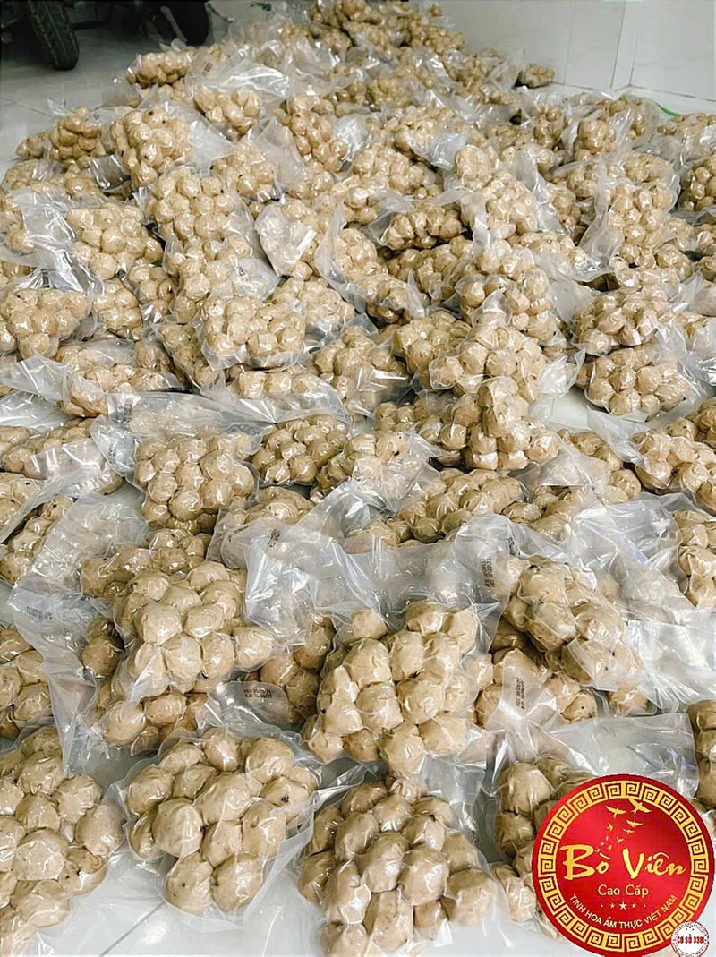 Xưởng làm bò viên người hoa