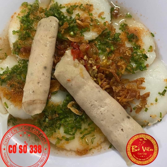 Mua chả tép đặc sản